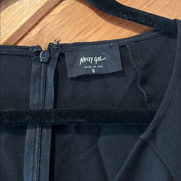 Nasty Gal Deep Plunging V Romper in Black - Picture 4 of 5